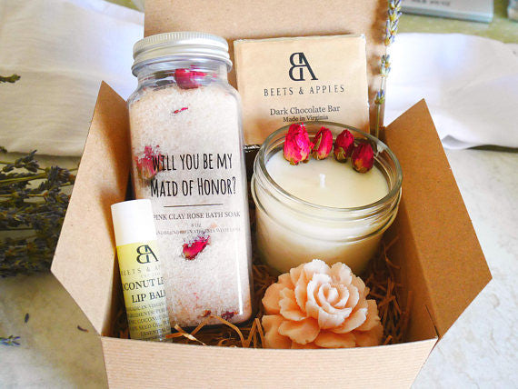 Gifts for the 2025 maid of honor